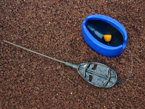 By Döme Team Feeder Method távdobó etetőkosár L/25gr