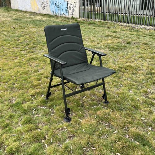 Eurostar karfás horgász fotel állítható talpakkal